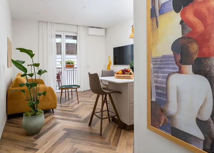 Futura Smart Flat - De Vivo Realty Апартаменты