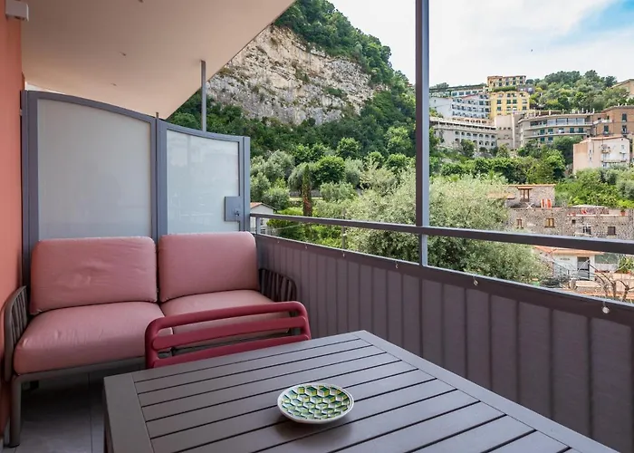 Futura Smart Flat - De Vivo Realty