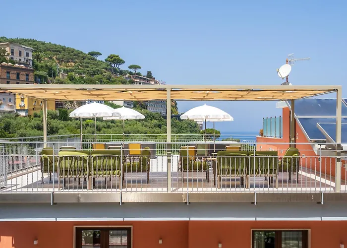 Futura Smart Flat - De Vivo Realty *