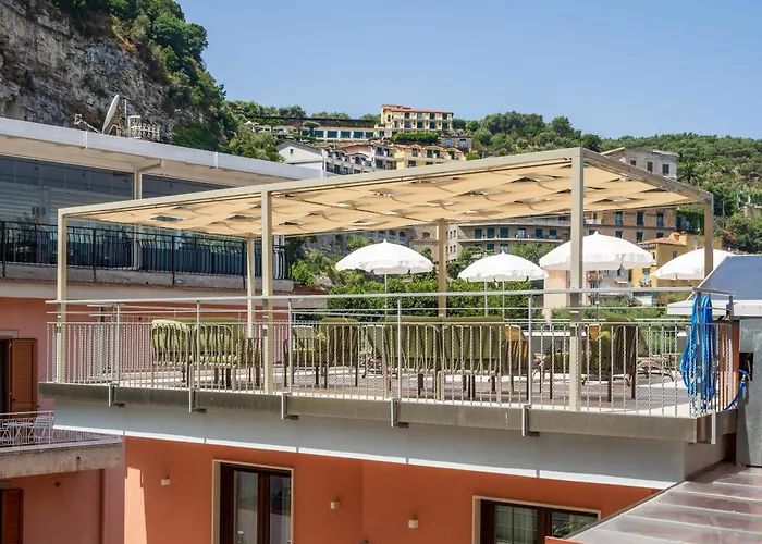 Futura Smart Flat - De Vivo Realty Апартаменты *