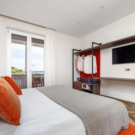 De Vivo Realty - Futura Smart Flat * Сорренто