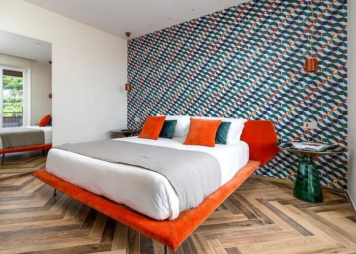 Futura Smart Flat - De Vivo Realty Apartment