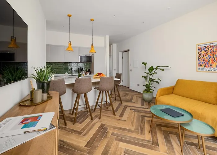 Futura Smart Flat - De Vivo Realty * Sorrento