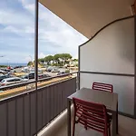 Apartment Futura Smart Flat - De Vivo Realty